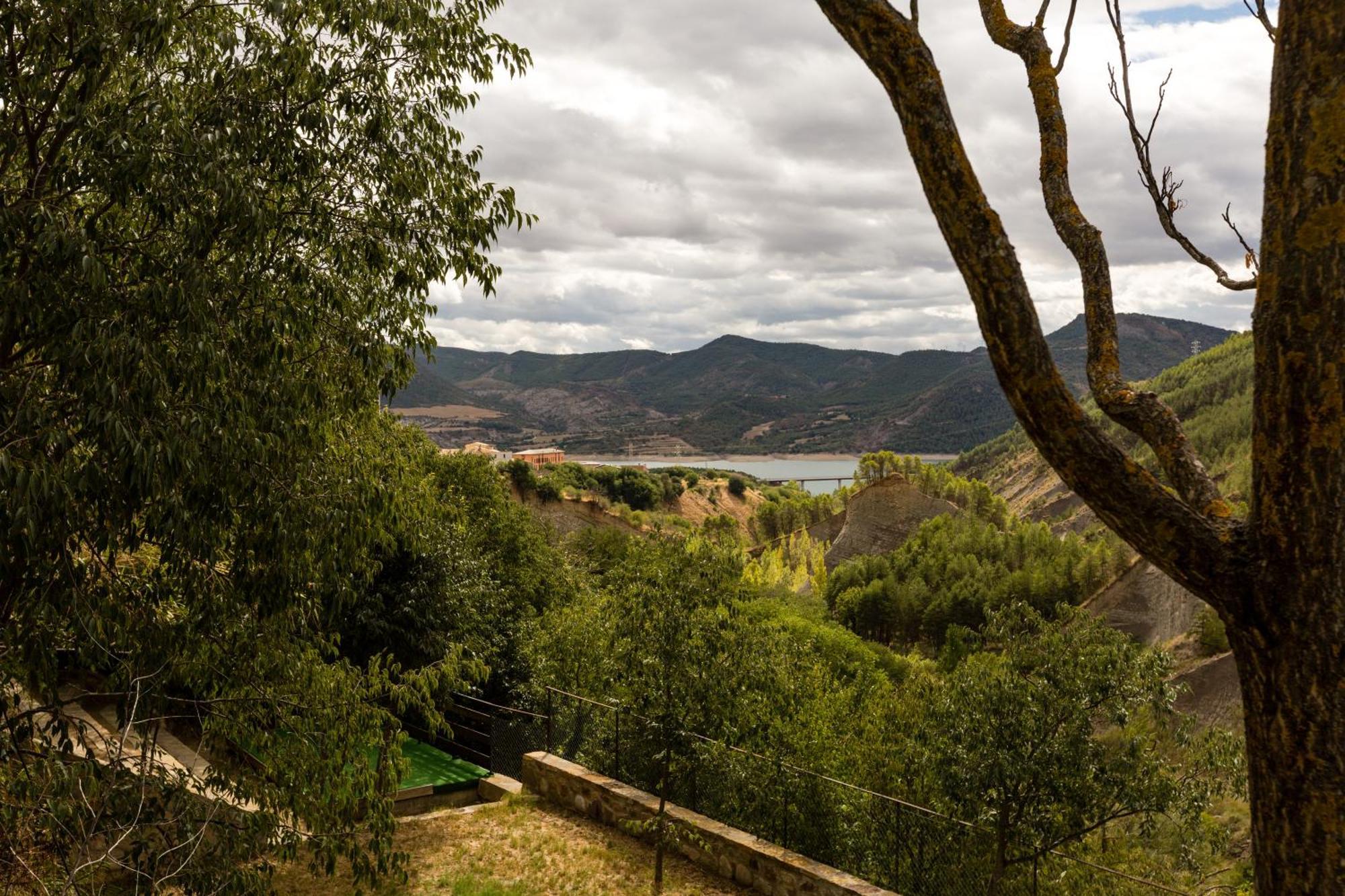 Alberg La Solana Salas de Pallas Cameră foto